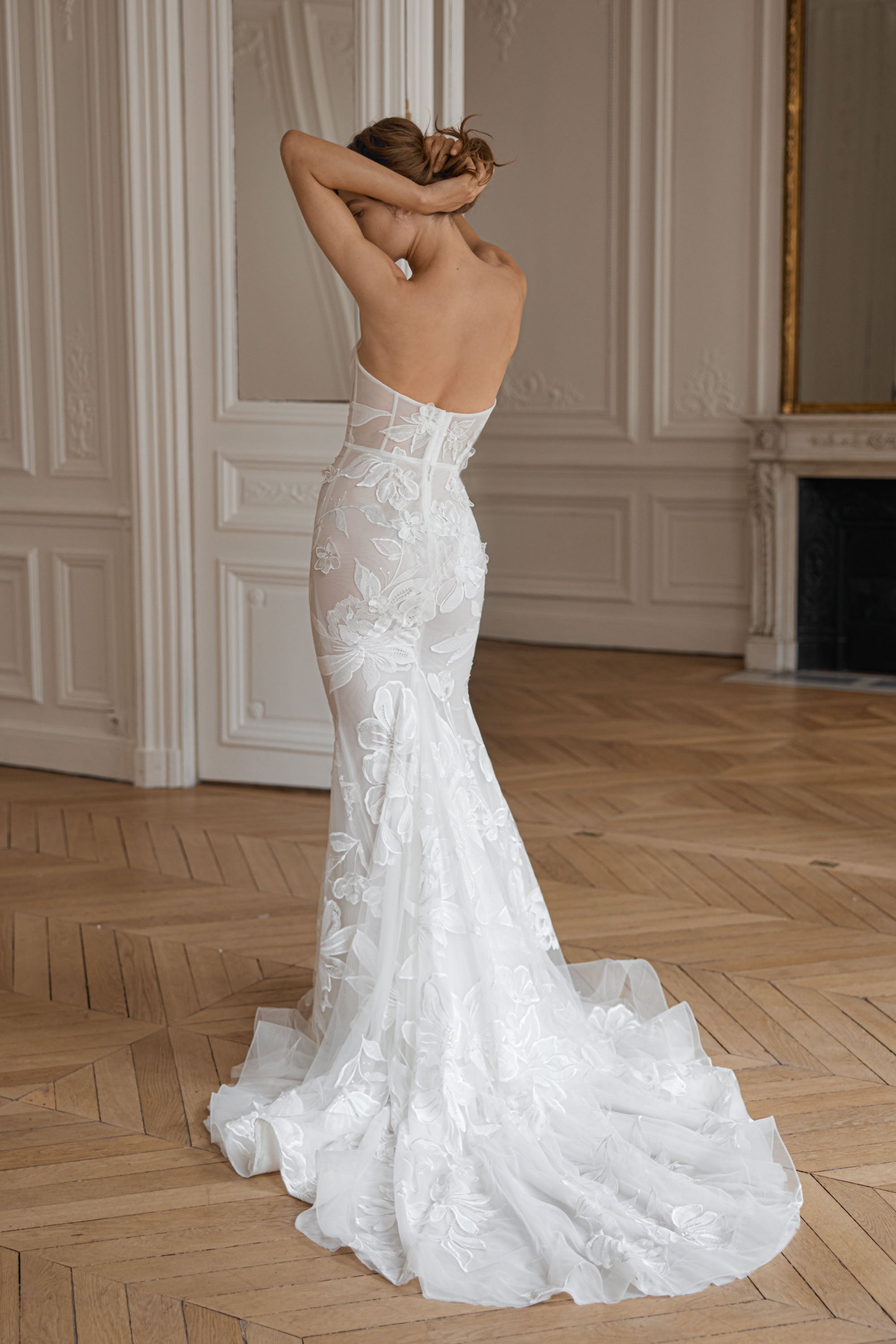 Designer Spotlight: Eisen Stein – Sensual Elegance Meets Couture Detail
