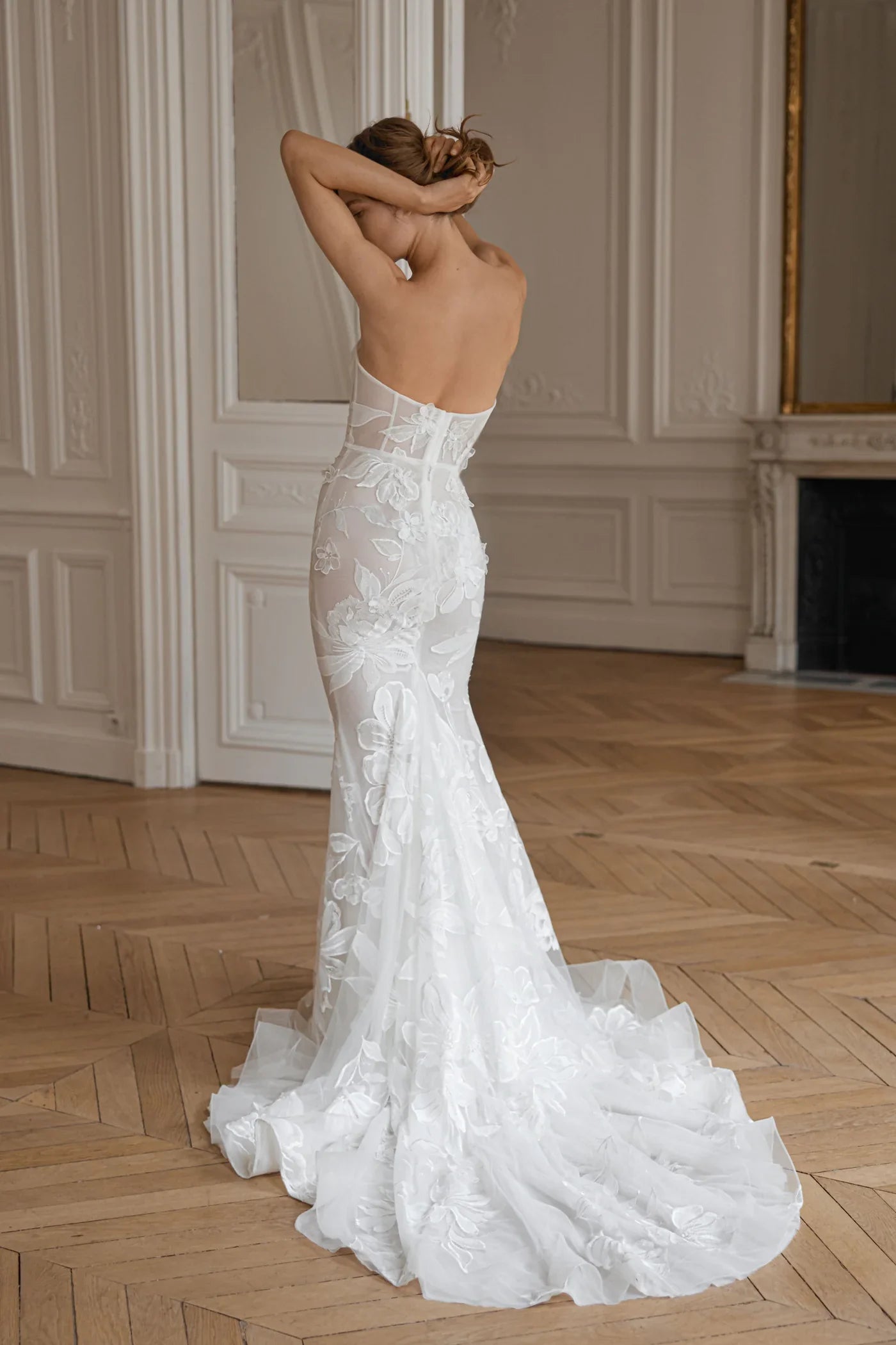Designer Spotlight: Eisen Stein – Sensual Elegance Meets Couture Detail