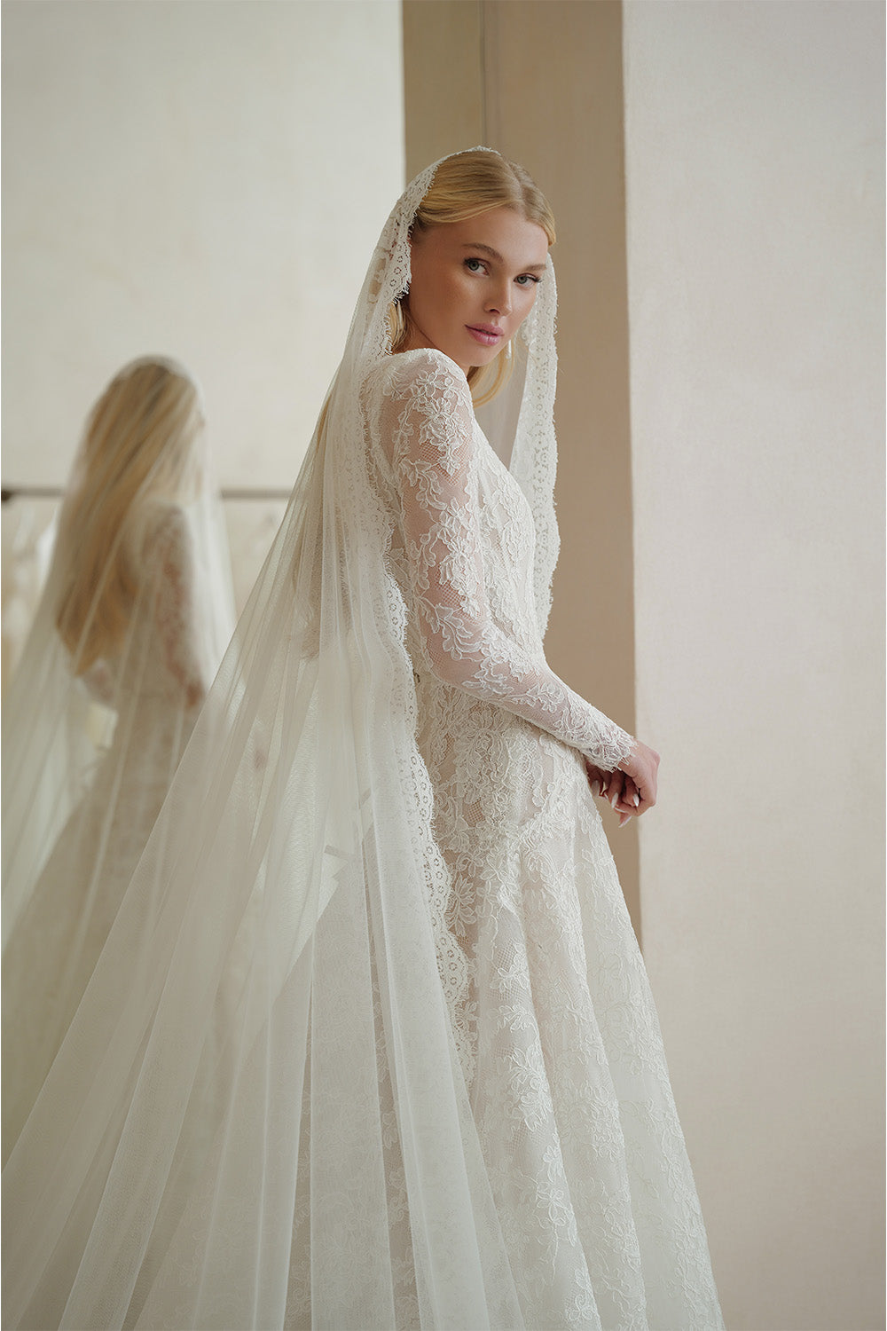 SARI ELYANI TRUNK SHOW: <em>THE AMOUR COLLECTION </em>